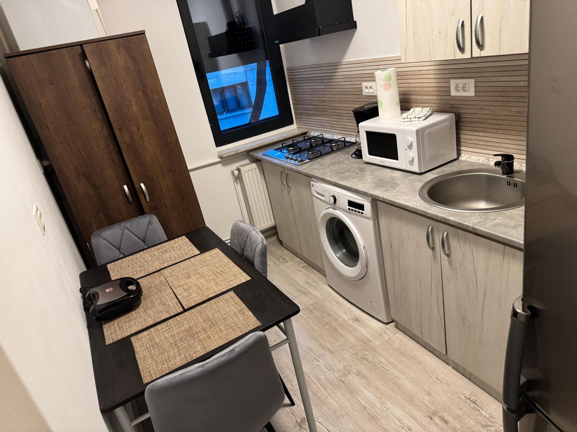 Apartament Ultracentral Modern 1 Pitesti Ngoại thất bức ảnh