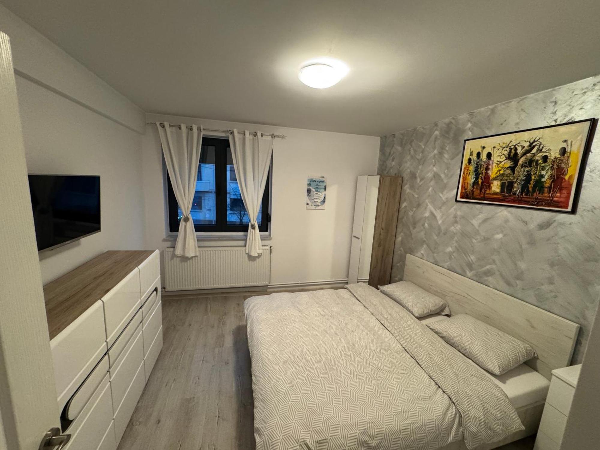 Apartament Ultracentral Modern 1 Pitesti Ngoại thất bức ảnh
