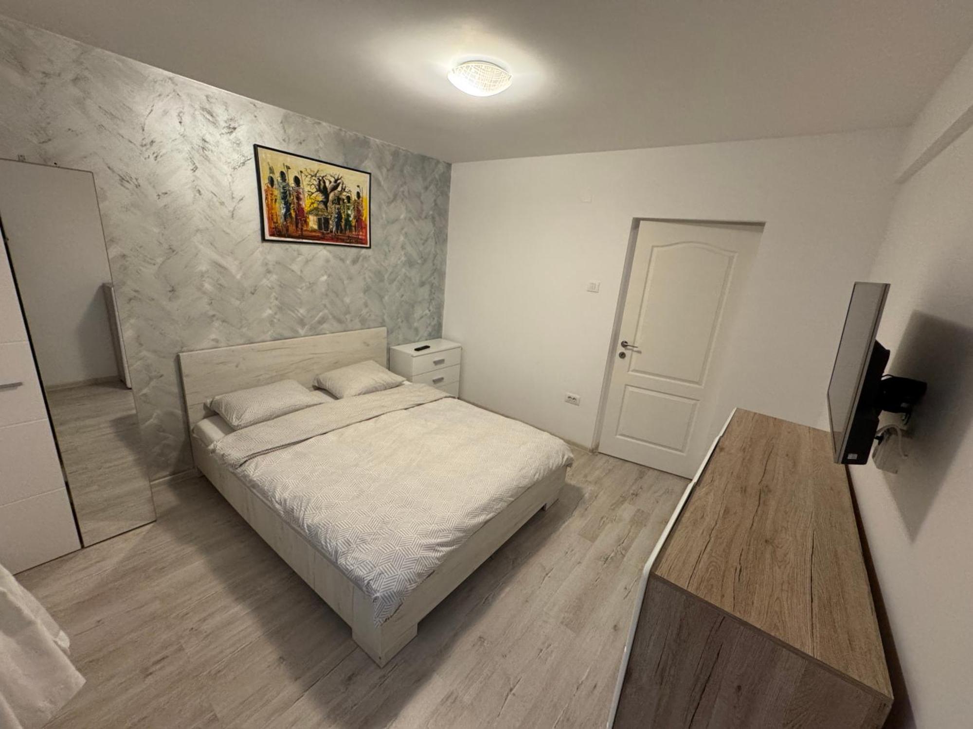 Apartament Ultracentral Modern 1 Pitesti Ngoại thất bức ảnh
