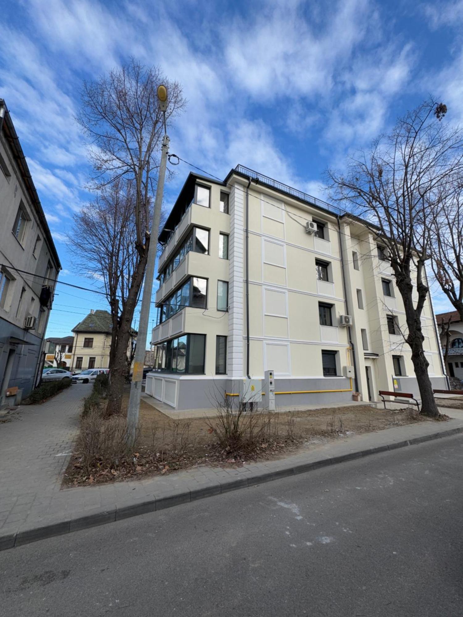 Apartament Ultracentral Modern 1 Pitesti Ngoại thất bức ảnh